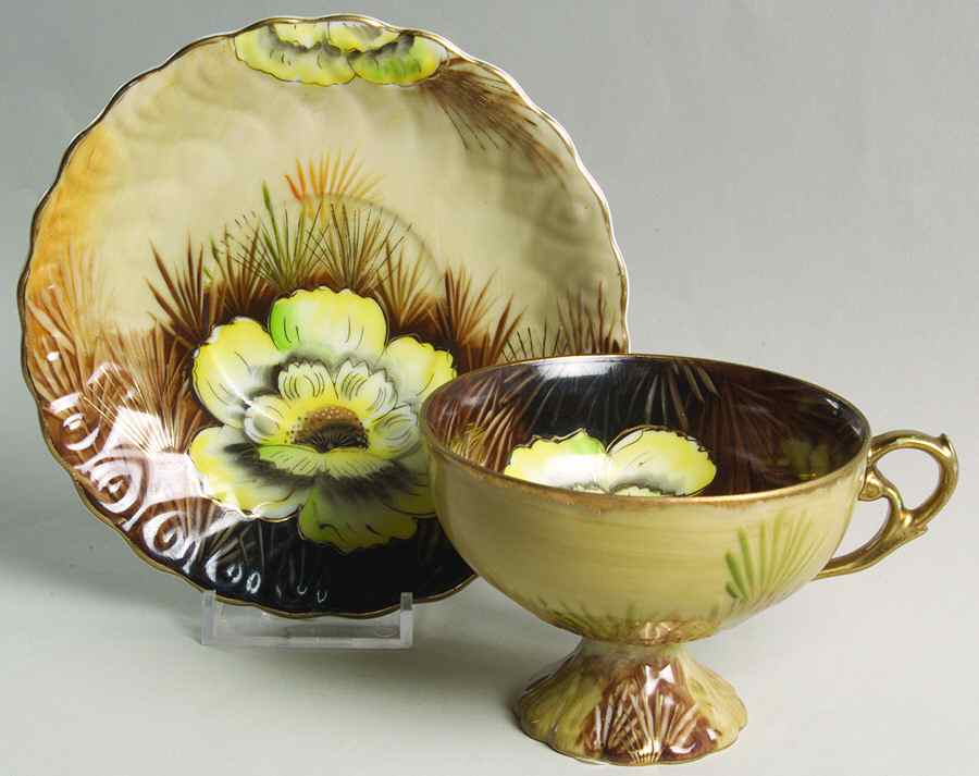 EW6798 Footed Cup & Saucer Set by Princess (Japan)-1