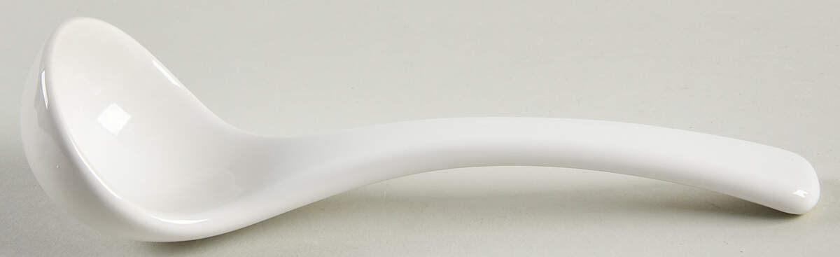 Penguin Skate Ladle for Gravy Server by Pfaltzgraff-1
