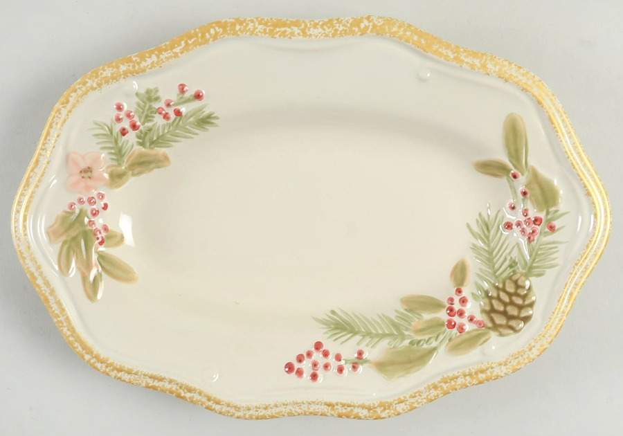 Garland Spruce Oval Dessert Plate by Pfaltzgraff-1