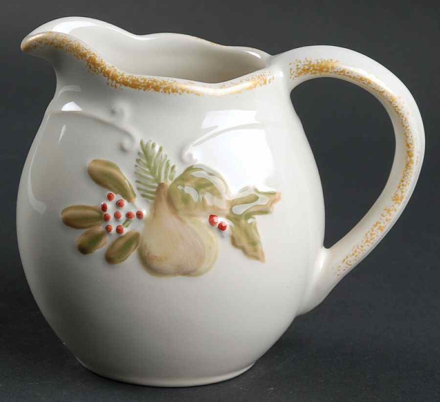 Garland Spruce Creamer by Pfaltzgraff-1