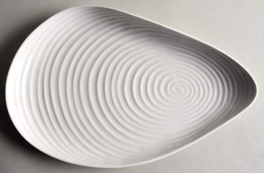 Sophie Conran White 14" Shell Shape Platter by Portmeirion-1