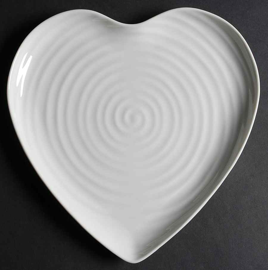 Sophie Conran White 11" Heart Plate by Portmeirion-1