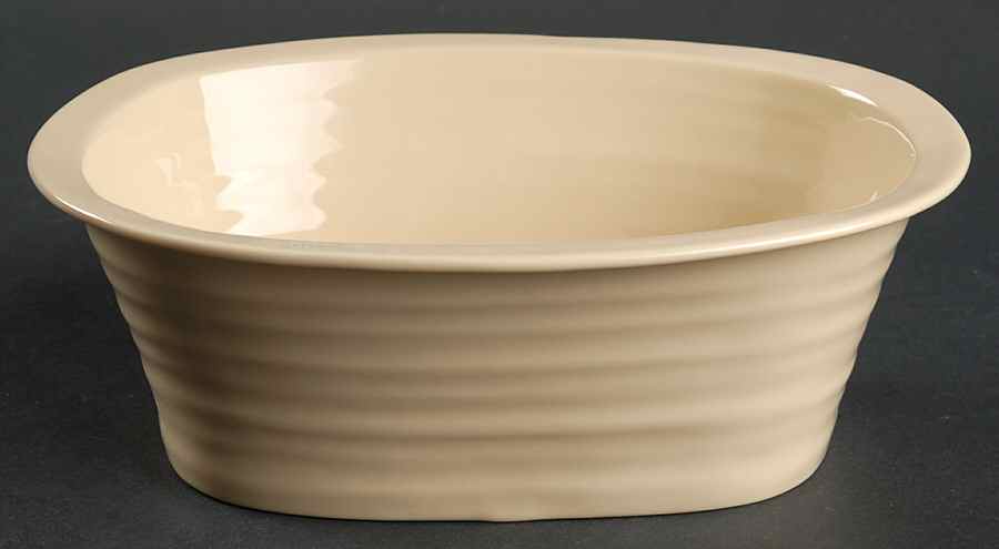 Sophie Conran Biscuit (Beige) Pie Dish by Portmeirion-1