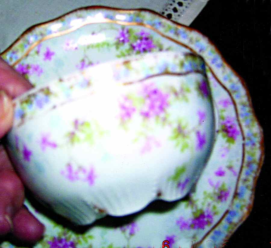 POY500 Footed Cup & Saucer Set by Jean Pouyat-1
