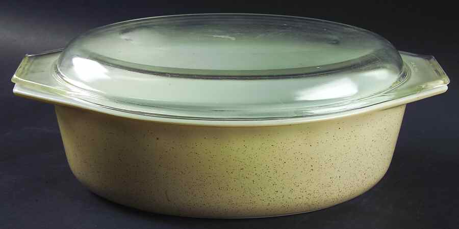 Plain Speckled Beige 2.5 Quart Oval Covered Casserole by Pyrex-1