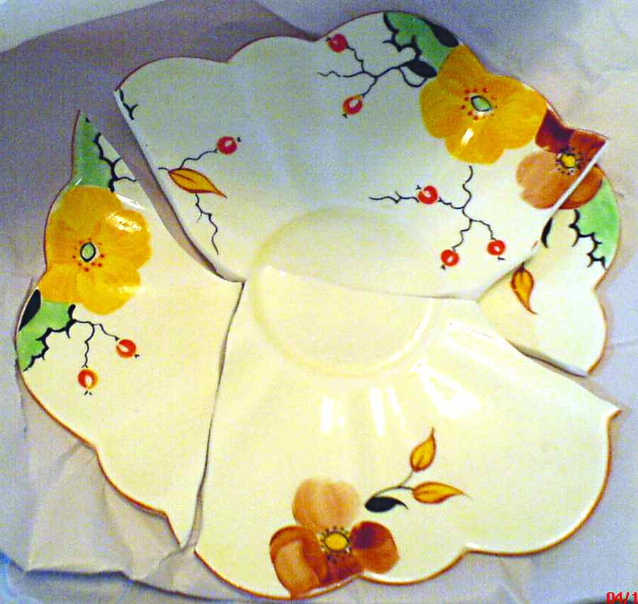 G1712 Saucer by Paragon-1