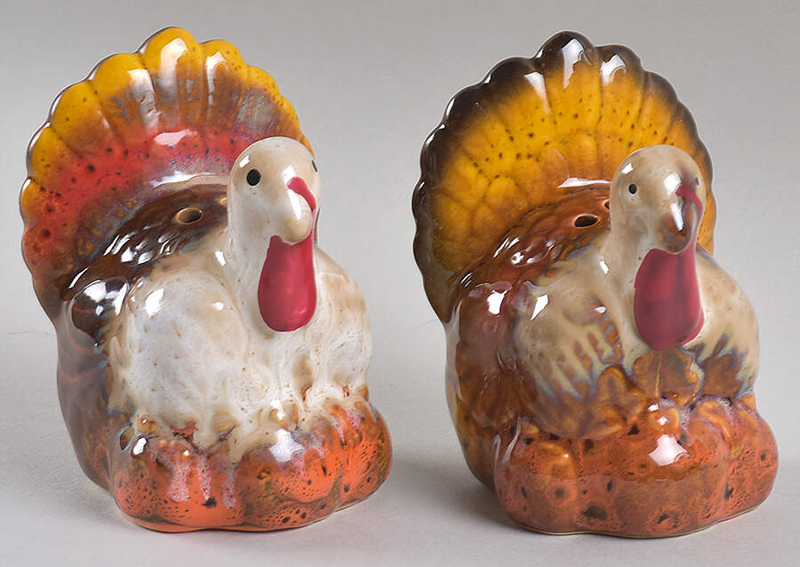 Plymouth Figural Salt and Pepper by Pfaltzgraff-1