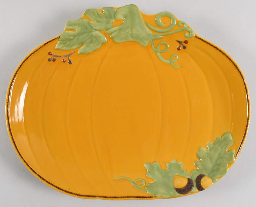 Plymouth 12" Figural Platter by Pfaltzgraff-1