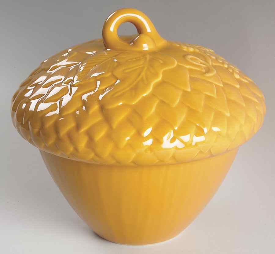Plymouth Acorn Bowl & Lid by Pfaltzgraff-1