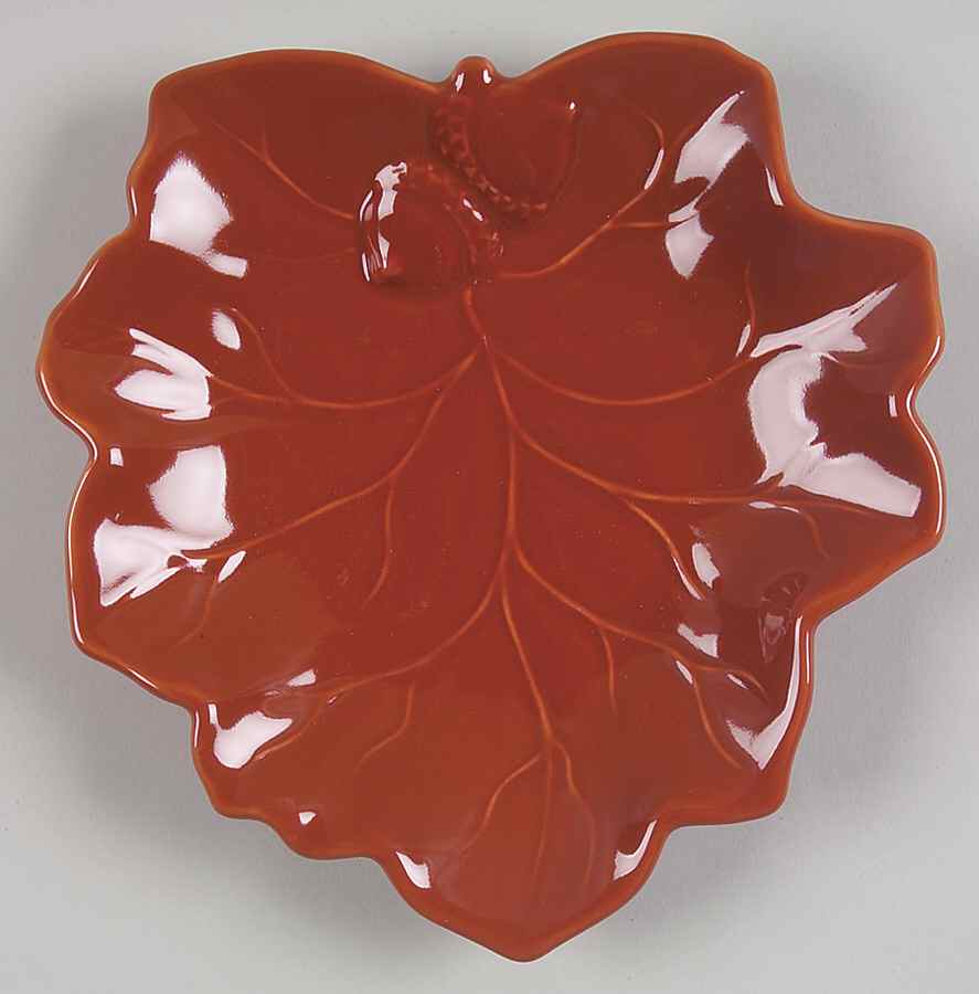 Plymouth 6" Leaf Plate by Pfaltzgraff-1