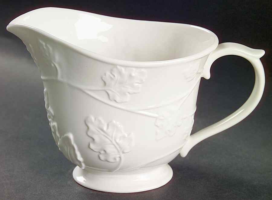 Richmond Park Gravy/Sauce Pitcher by Pfaltzgraff-1