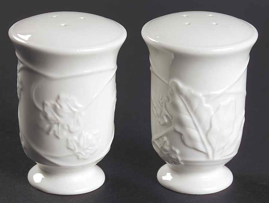 Richmond Park Salt & Pepper Set by Pfaltzgraff-1
