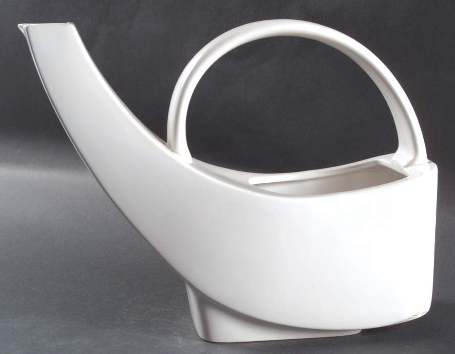 Swoop 48 Oz Pitcher by Pfaltzgraff-1