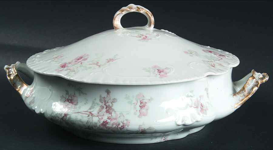 POY517 Round Covered Vegetable by Jean Pouyat-1