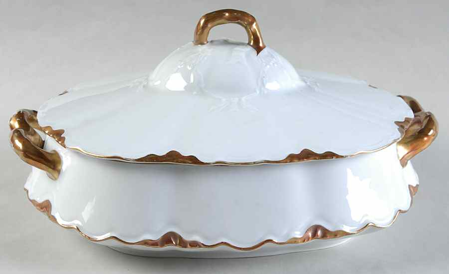 PLE3 Oval Covered Vegetable by Peerless (Bavaria)-1