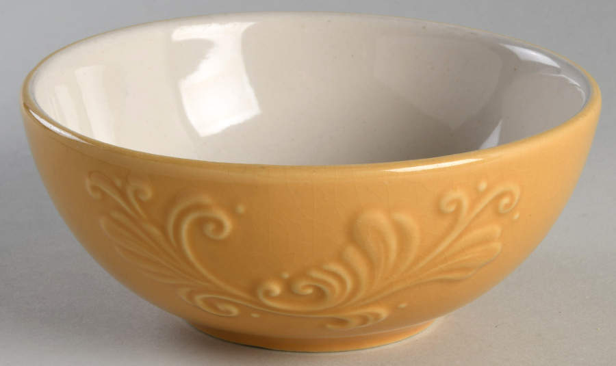 Weir in Your Kitchen Fennel Soup/Cereal Bowl by Pfaltzgraff-1