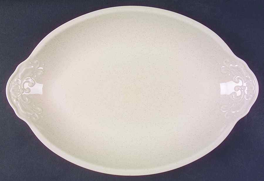 Weir in Your Kitchen Fennel 15" Oval Serving Platter by Pfaltzgraff-1