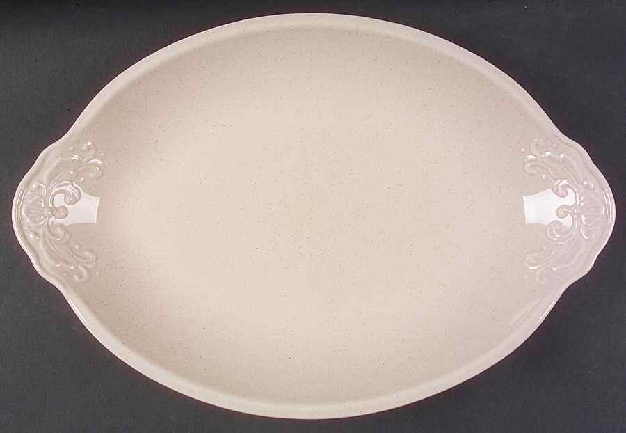 Weir in Your Kitchen Cayenne 15" Oval Serving Platter by Pfaltzgraff-1