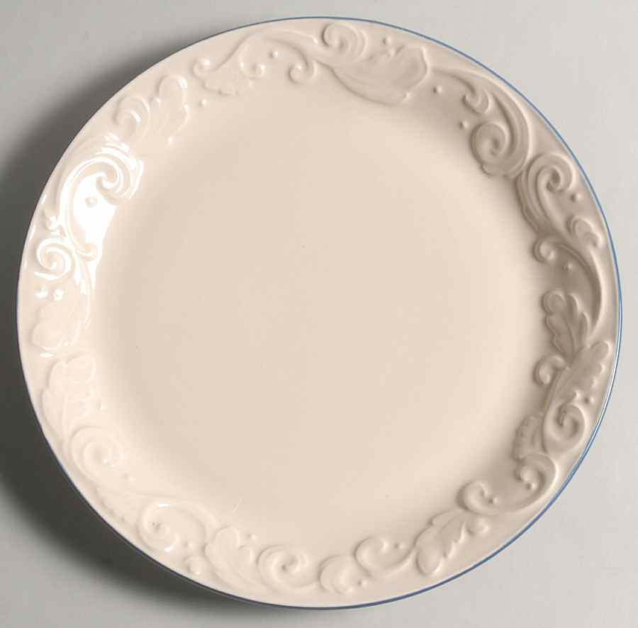 Weir in Your Kitchen Chicory Dinner Plate by Pfaltzgraff-1