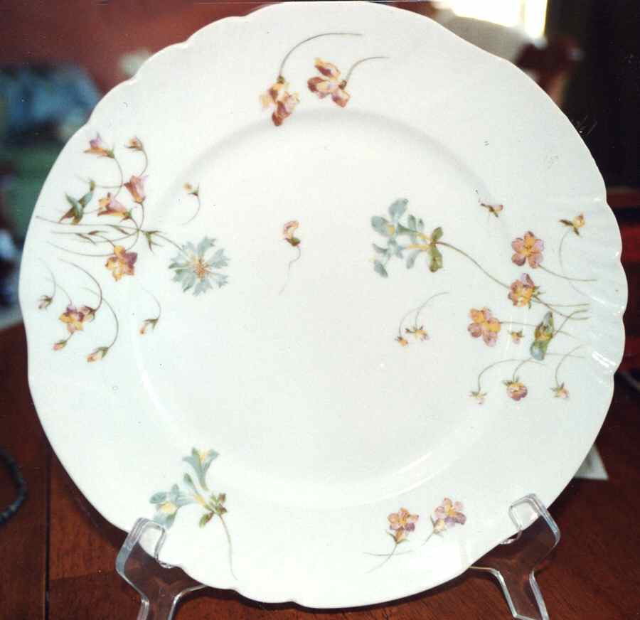 POY524 Dinner Plate by Jean Pouyat-1