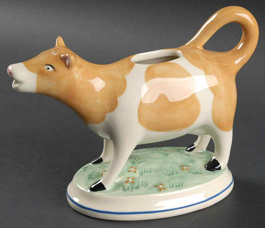 Circle of Kindness Cow Creamer by Pfaltzgraff-1