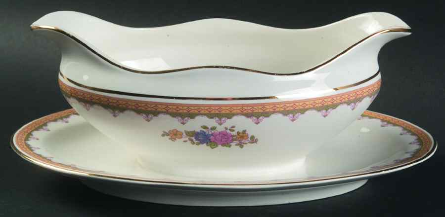 POP245 Gravy Boat with Attached Underplate by Pope Gosser-1