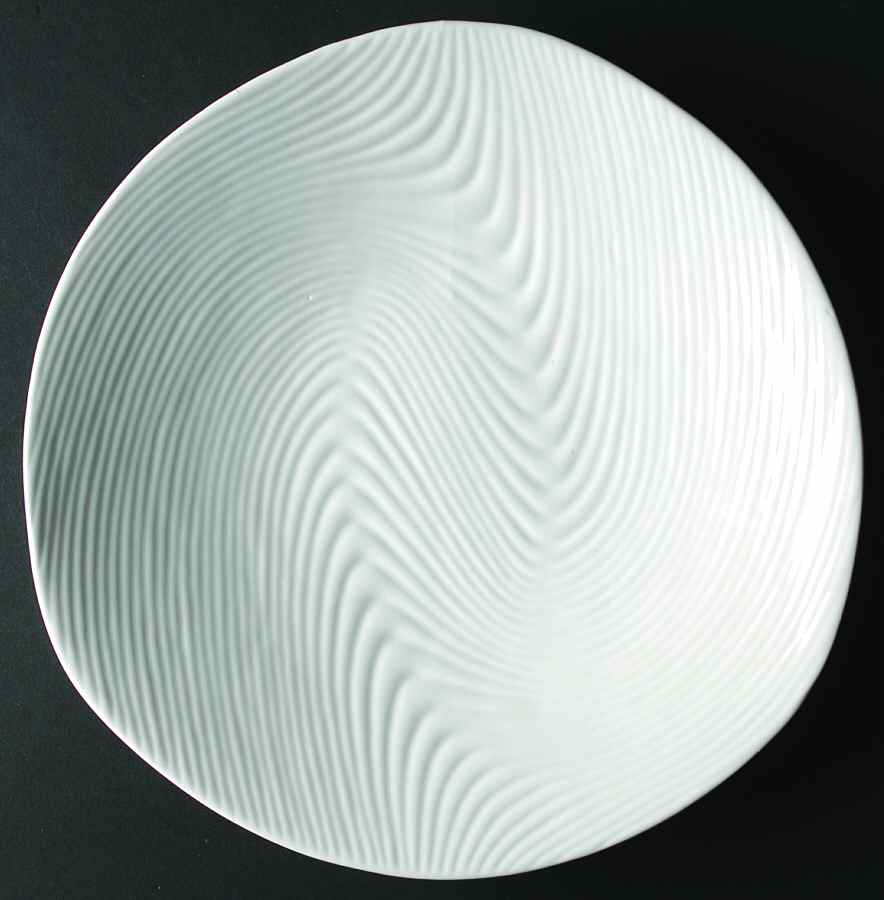 Tropical Wave Dinner Plate by Pier 1-1