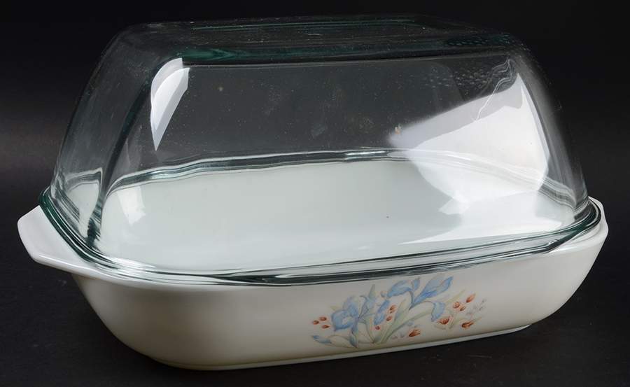 Blue Iris Rectangular Roaster with /Dome by Pyrex-1