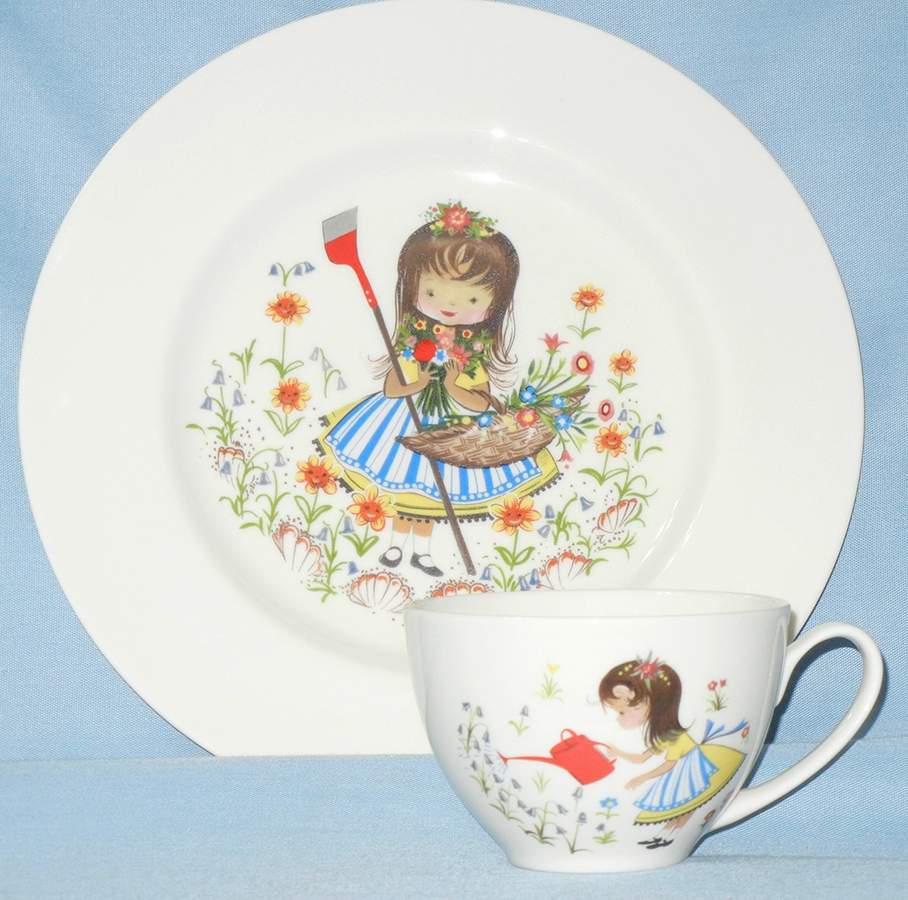 PIC117 Flat Cup by Pickard-1