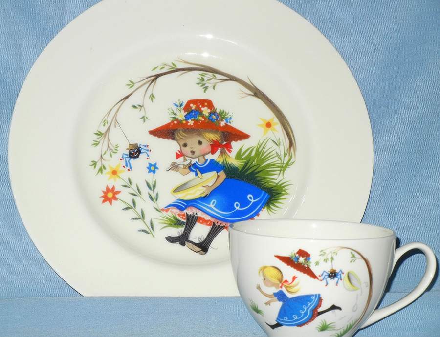 PIC117 Flat Cup by Pickard-1