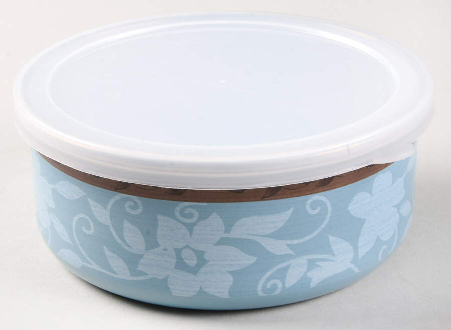 Patio Garden 5" Metal Bowl W/Plastic Lid by Pfaltzgraff-1