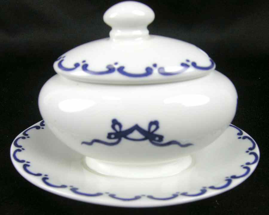 Ming Bleu Jam/Jelly & Lid w/Attached Underplate by Porcelaine De Paris-1