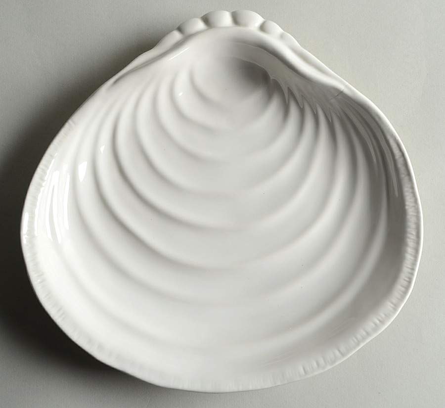 Seashore Clam Shape Plate by Pottery Barn China-1