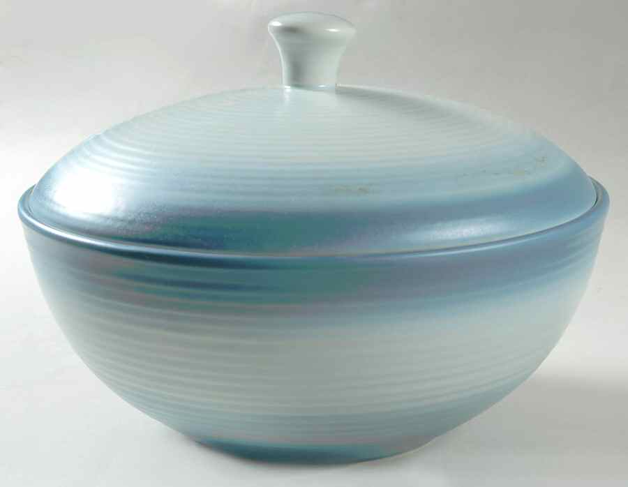 Sea Vista 2 Qt Round Covered Casserole by Pfaltzgraff-1