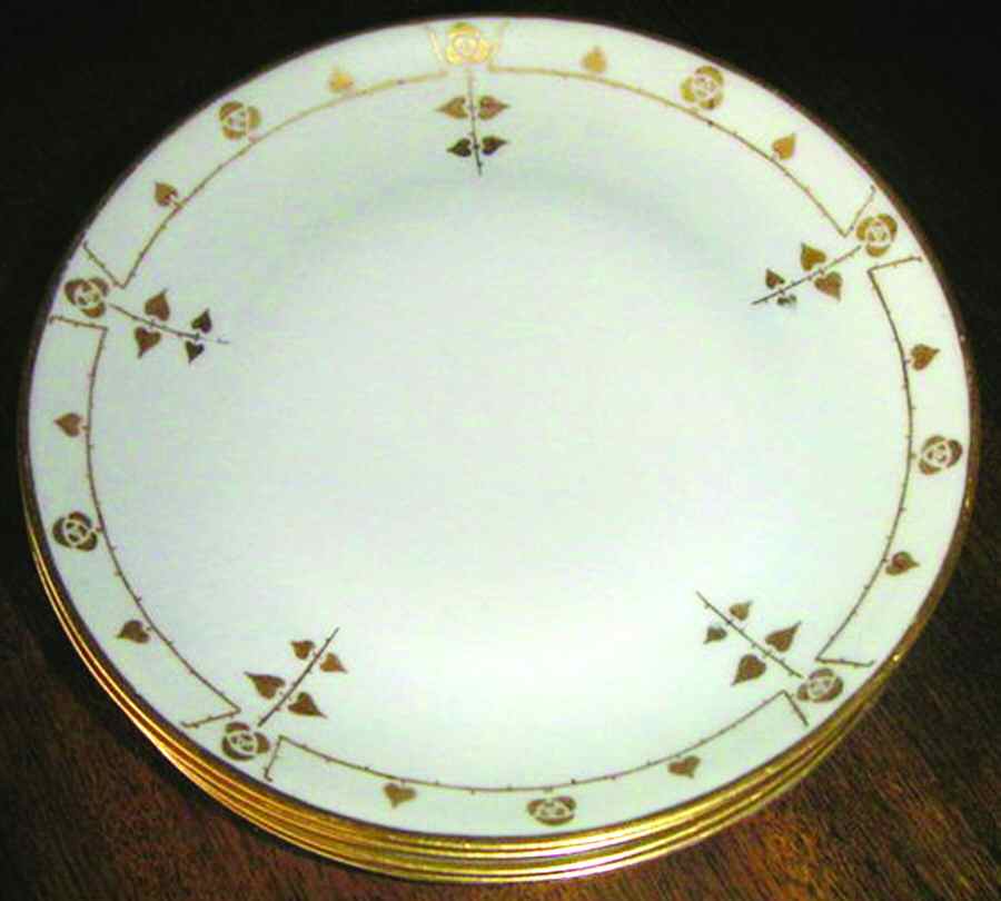 PLE8 Dinner Plate by Peerless (Bavaria)-1