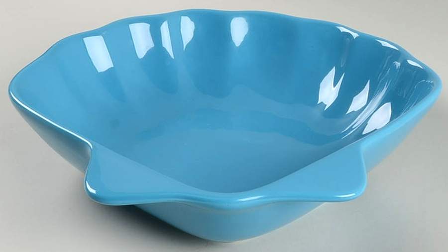 Solid Color Brights Large Shell Shaped Dish by Pfaltzgraff-1