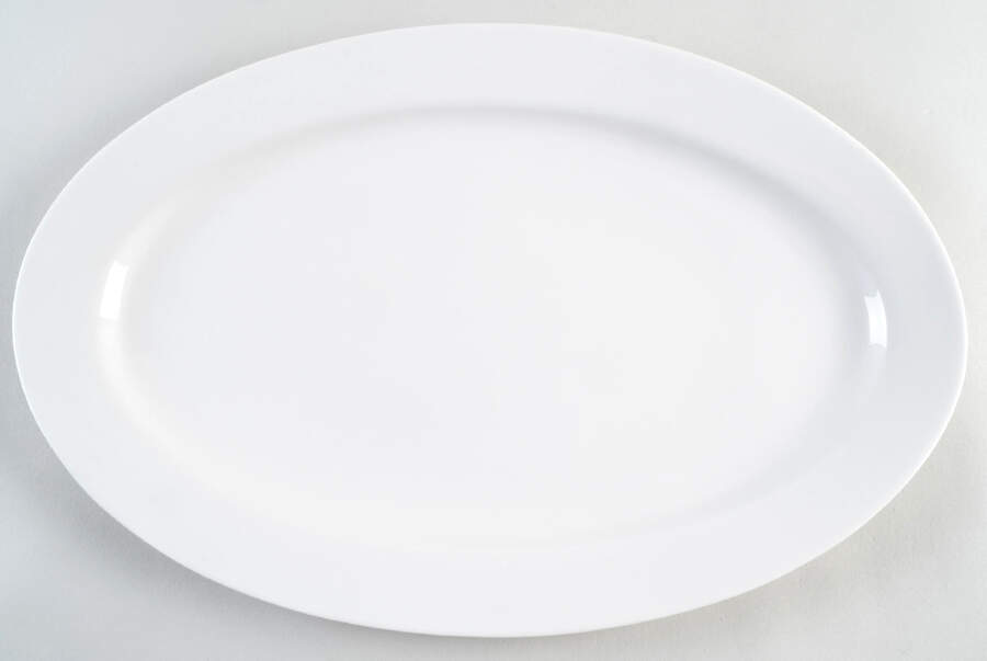 New Essentials Classic 17" Oval Serving Platter by Pier 1-1
