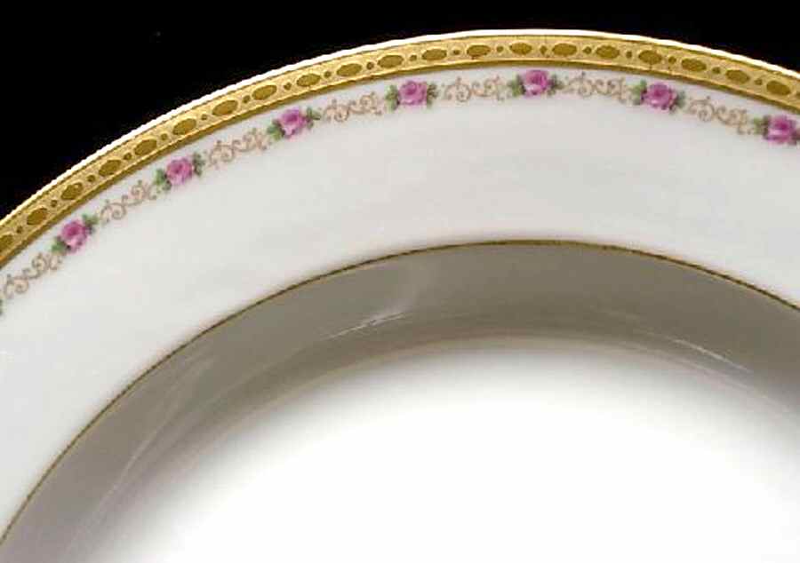 PAD31 Dinner Plate by Paroutaud-1