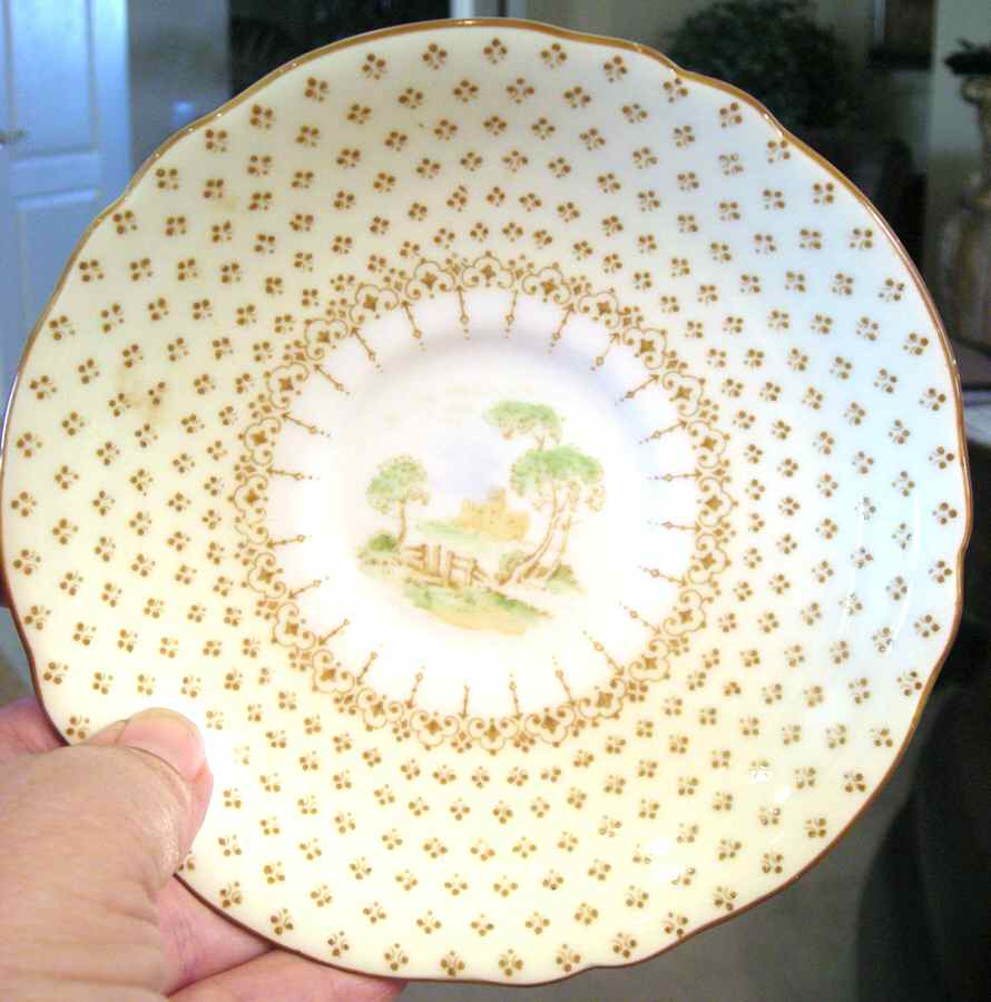 Montreal Saucer by Paragon-1
