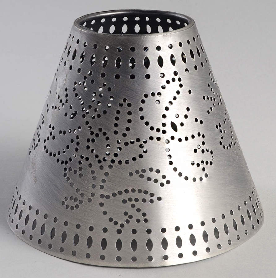 Yorktowne Metal Shade for Candlestick Lamp by Pfaltzgraff-1