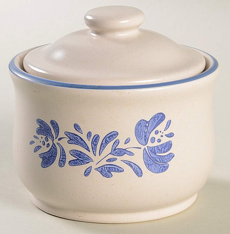 Yorktowne Sugar Bowl & Lid by Pfaltzgraff-1
