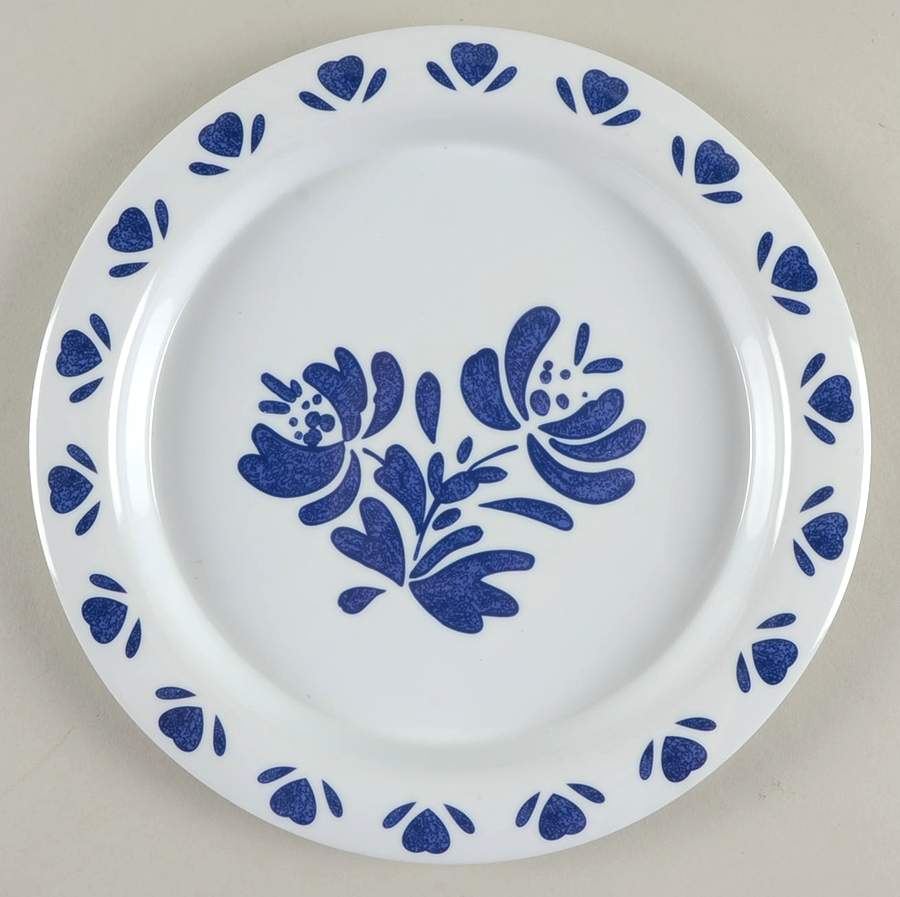 Yorktowne Melmac/Melamine Child's Plate by Pfaltzgraff-1
