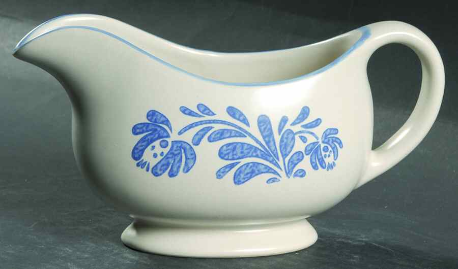 Yorktowne Gravy Boat by Pfaltzgraff-1