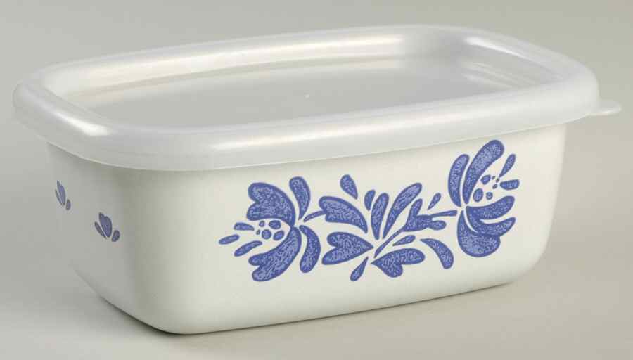 Yorktowne 6" Metal Rectangular Baker W/Plastic Lid by Pfaltzgraff-1