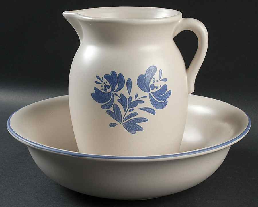 Yorktowne 40th Anniversary 64 Oz Pitcher & Bowl Set by Pfaltzgraff-1