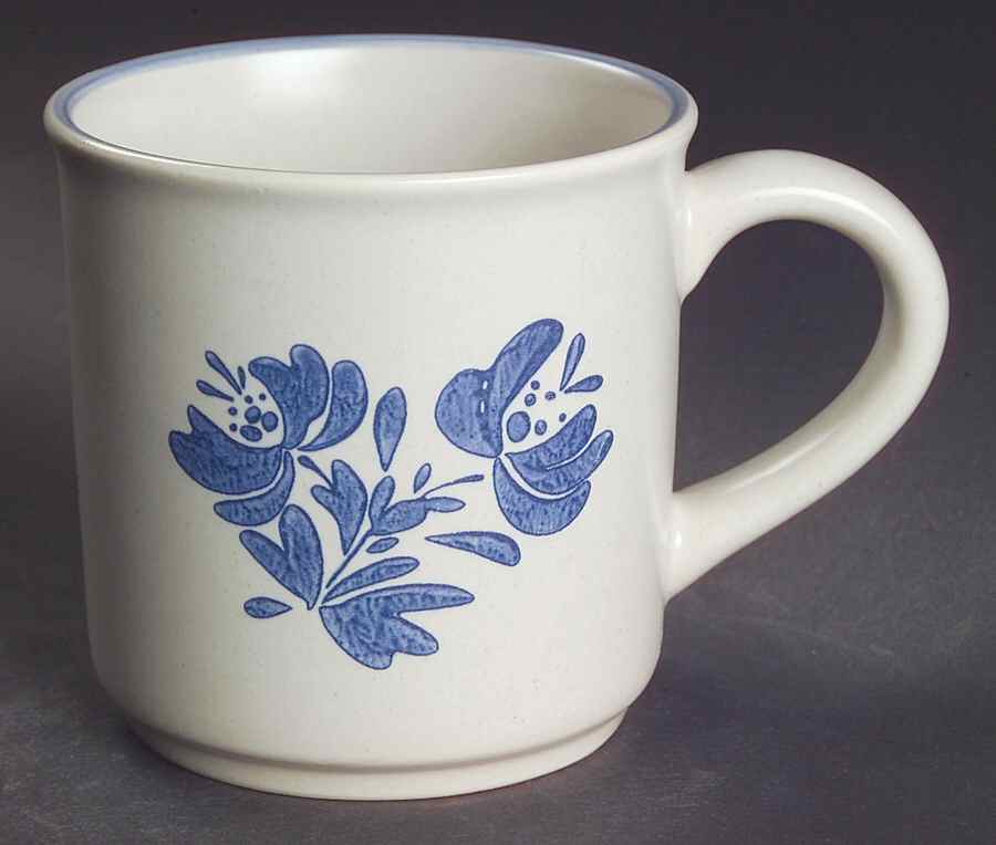 Yorktowne Mug by Pfaltzgraff-1