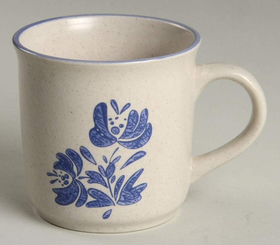 Yorktowne Mug by Pfaltzgraff-1