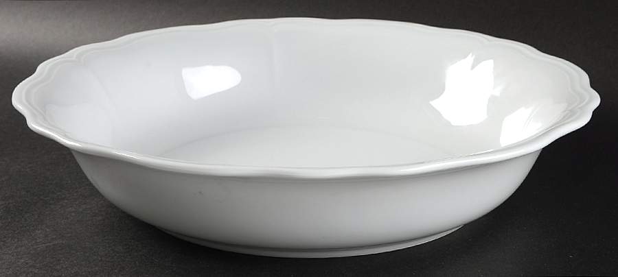 Queen Anne 14" Round Serving Bowl by Pillivuyt-1