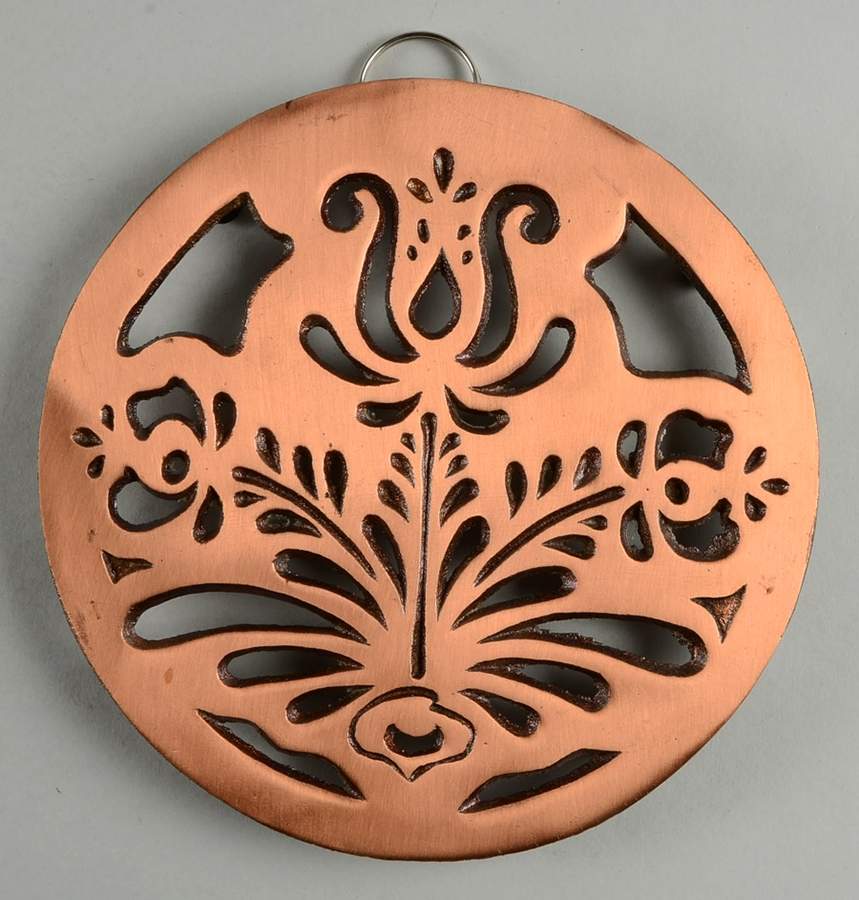 Village (Made in China) Round Cork Back Trivet by Pfaltzgraff-1