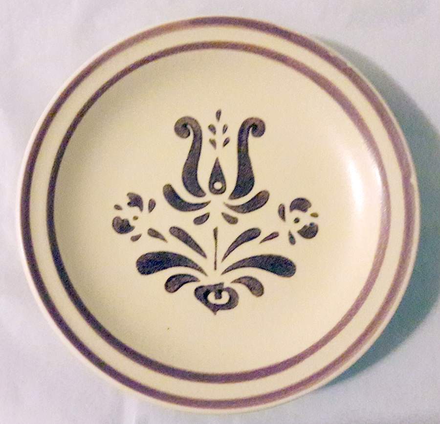 Village (Made in China) Miniature Plate by Pfaltzgraff-1